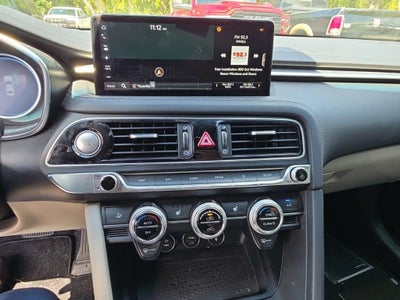 2022 Genesis G70 2.0T