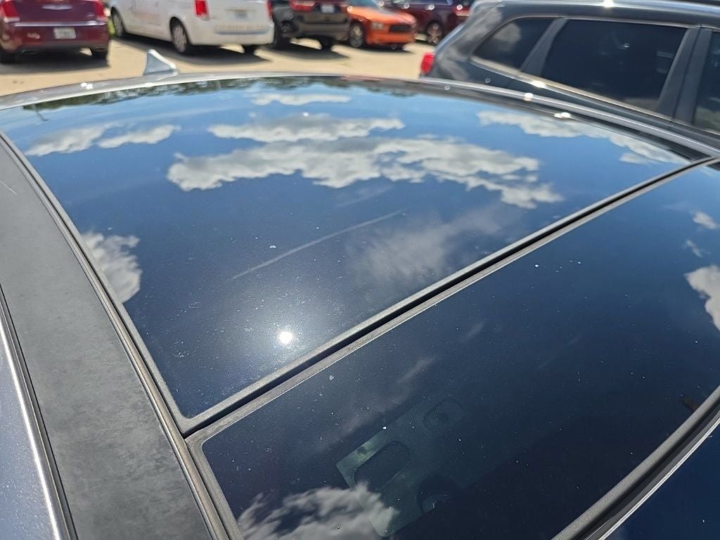 2022 Genesis G70 2.0T