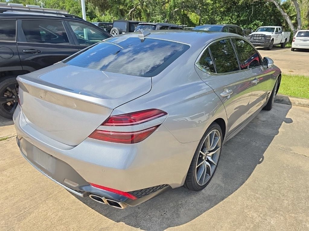 2022 Genesis G70 2.0T