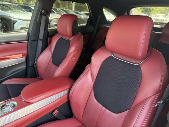 2023 Genesis GV70 2.5T