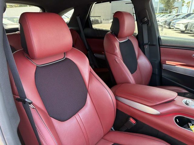 2023 Genesis GV70 2.5T