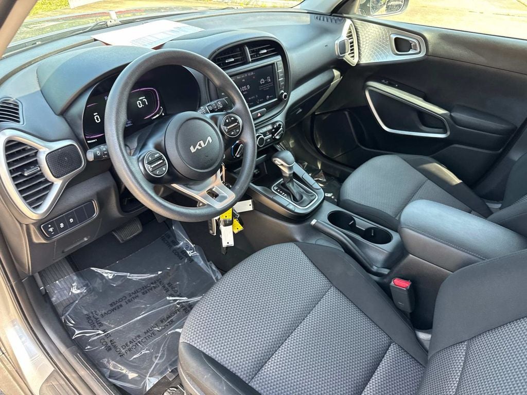 2024 Kia Soul LX