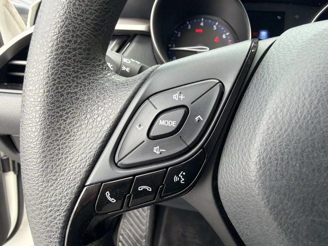 2021 Toyota C-HR LE