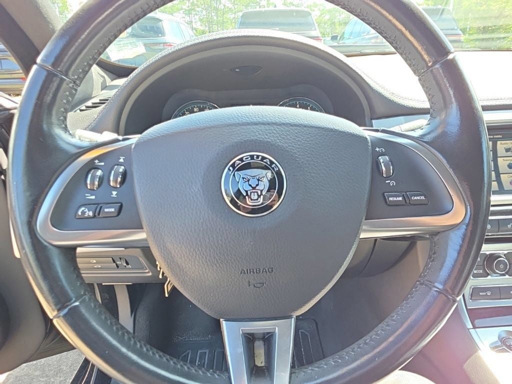 2015 Jaguar XF Base
