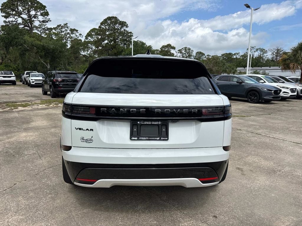 2026 Land Rover Range Rover Velar Dynamic SE