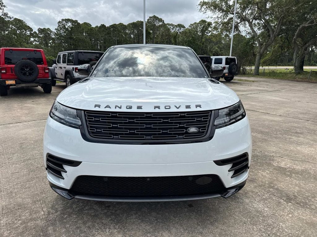 2026 Land Rover Range Rover Velar Dynamic SE