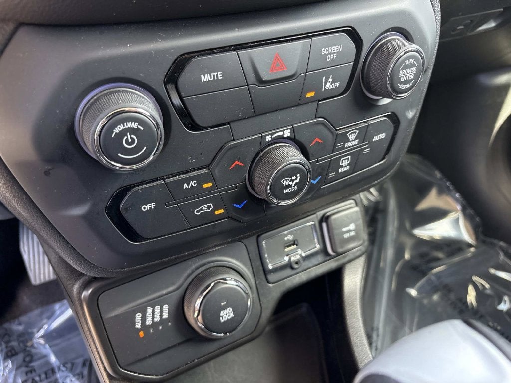 2023 Jeep Renegade Latitude