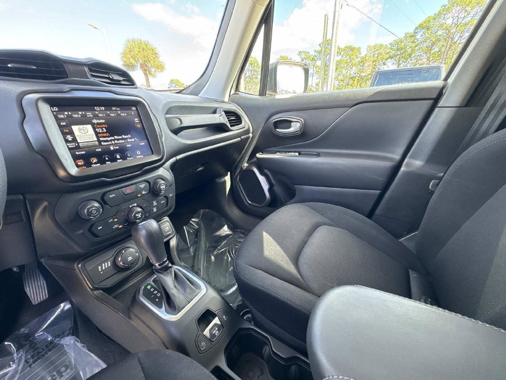 2023 Jeep Renegade Latitude