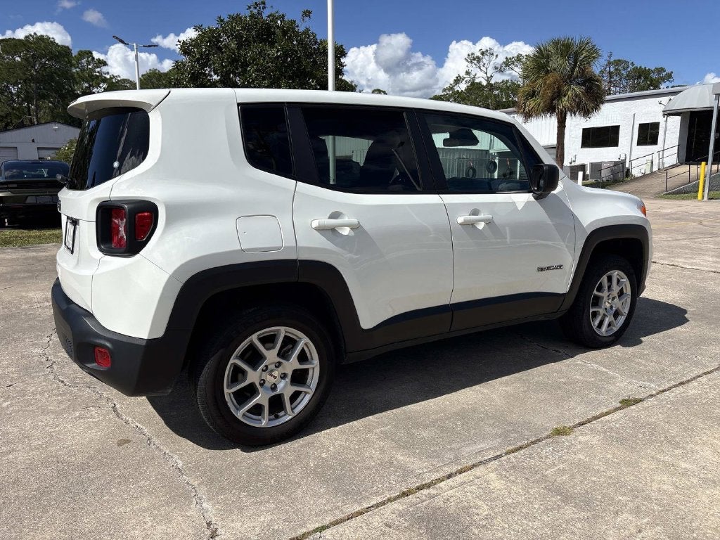 2023 Jeep Renegade Latitude