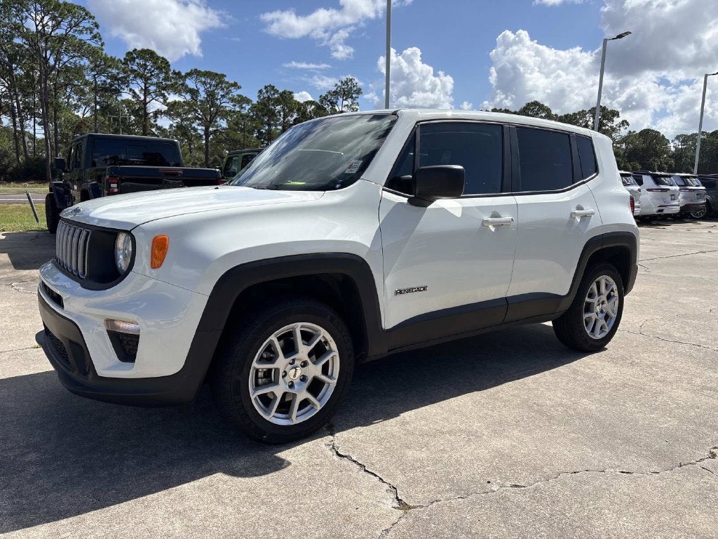 2023 Jeep Renegade Latitude