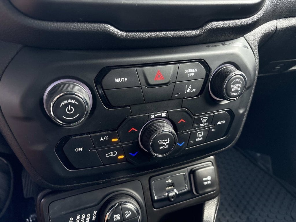 2023 Jeep Renegade Trailhawk