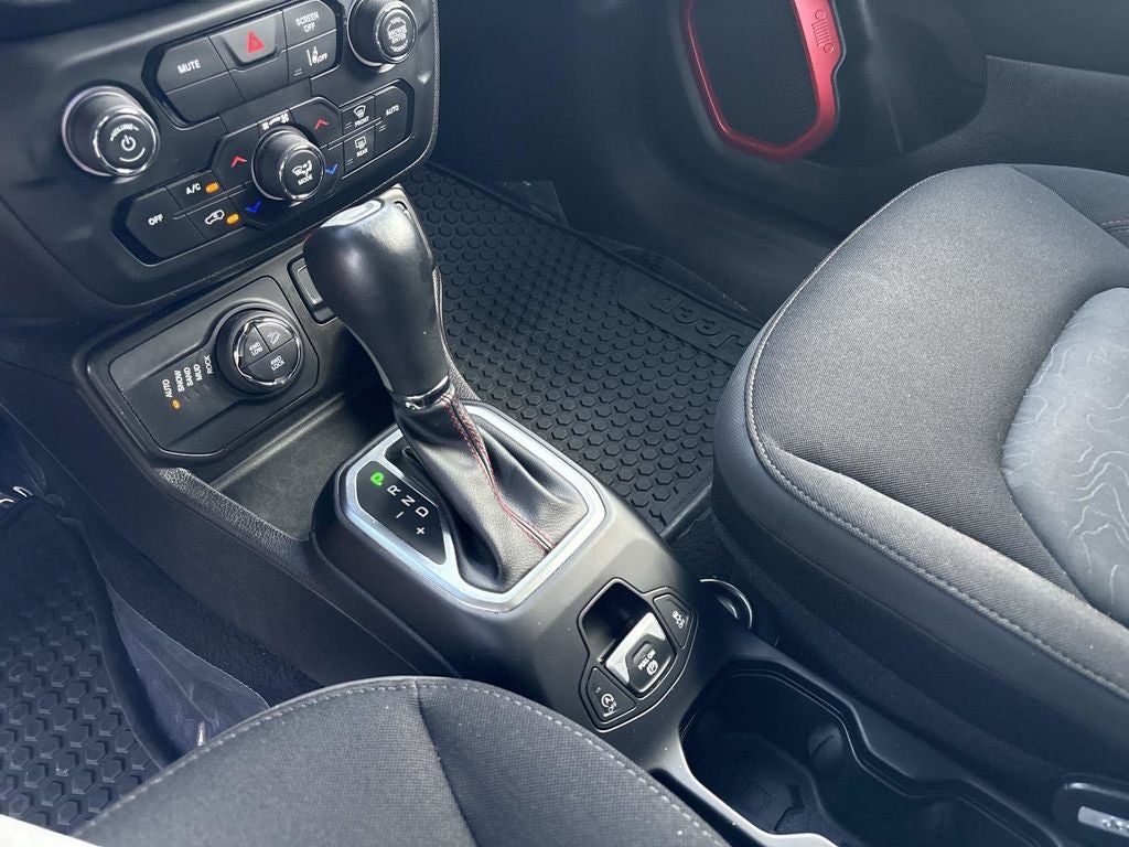 2023 Jeep Renegade Trailhawk