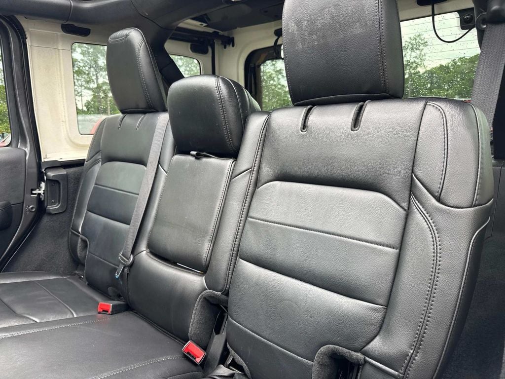 2022 Jeep Wrangler Unlimited Sahara Altitude
