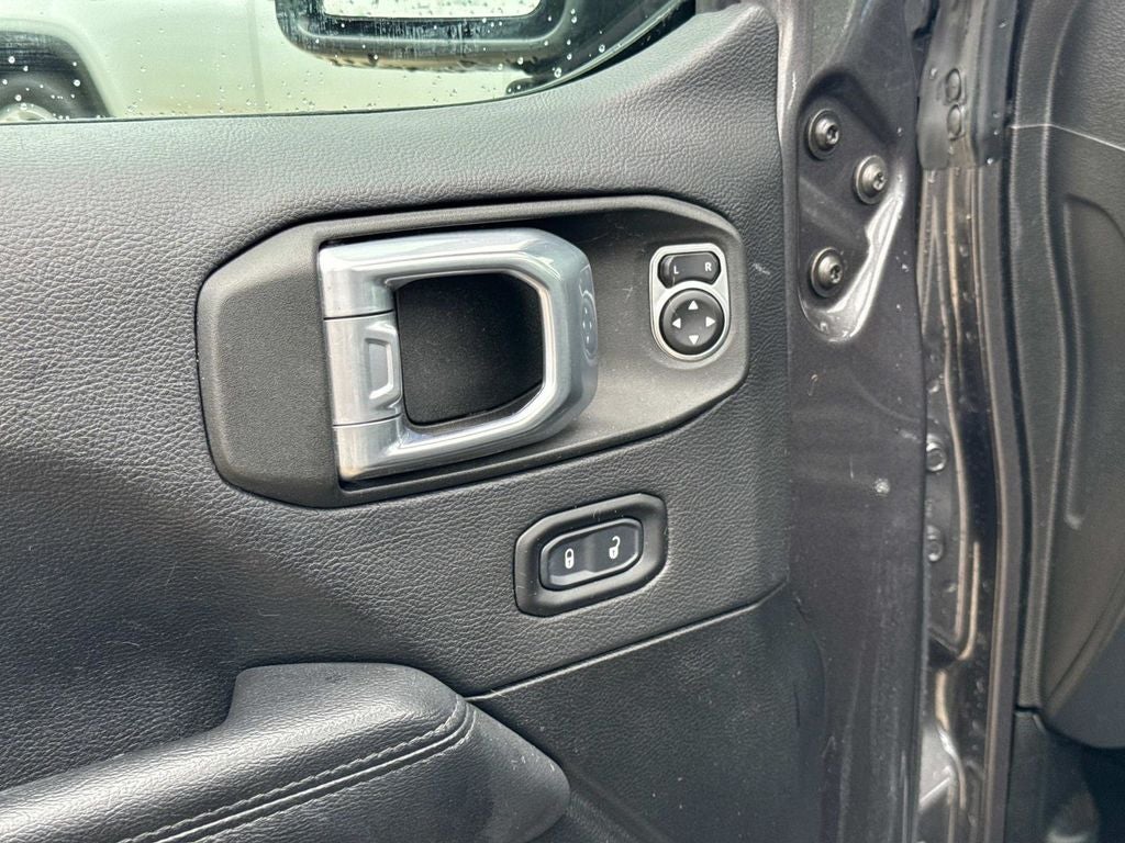 2022 Jeep Wrangler Unlimited Sahara Altitude