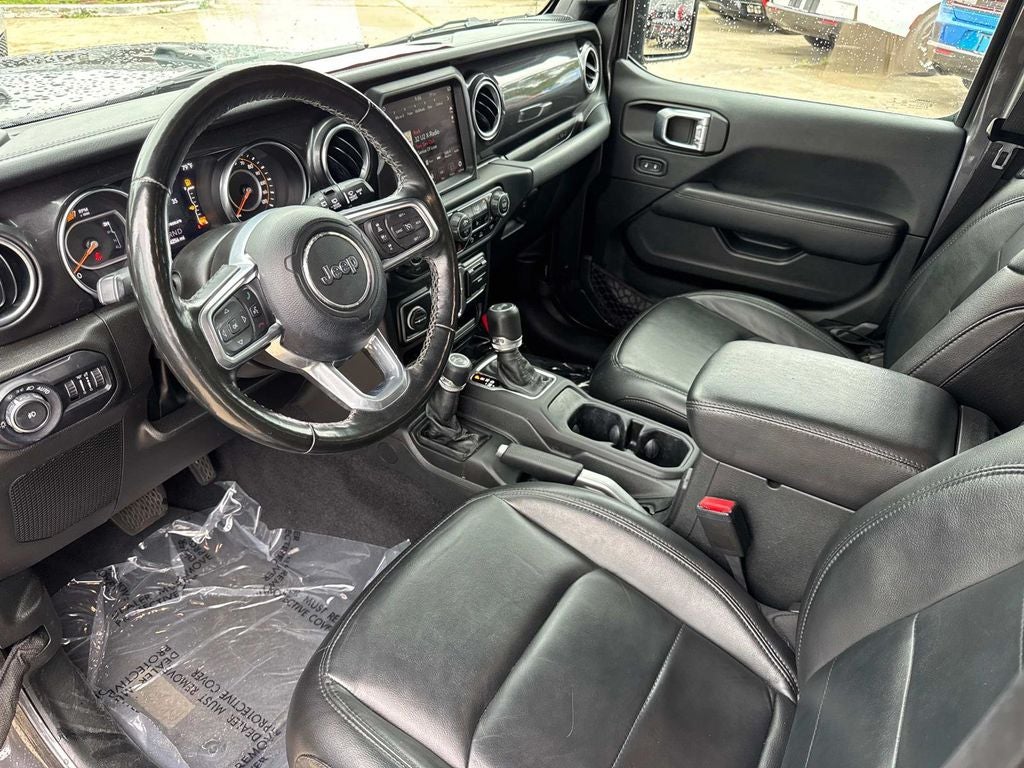 2022 Jeep Wrangler Unlimited Sahara Altitude