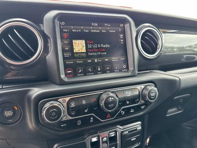 2022 Jeep Wrangler Unlimited Sahara Altitude