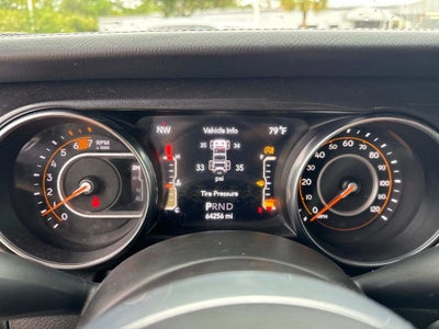 2022 Jeep Wrangler Unlimited Sahara Altitude