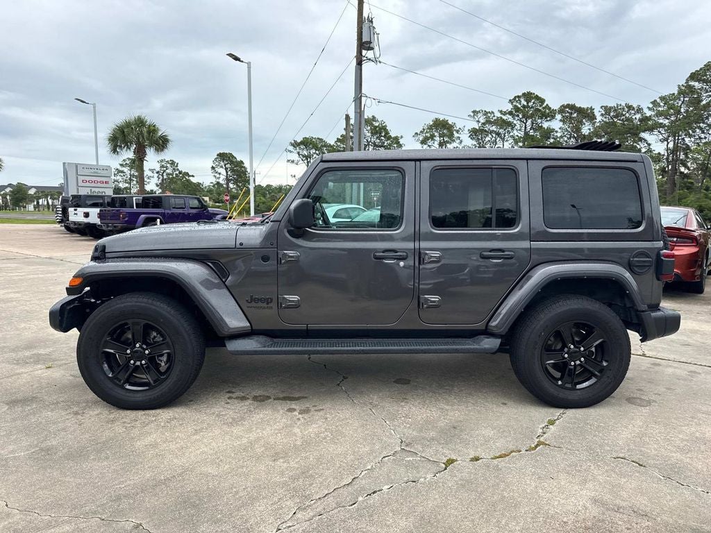 2022 Jeep Wrangler Unlimited Sahara Altitude