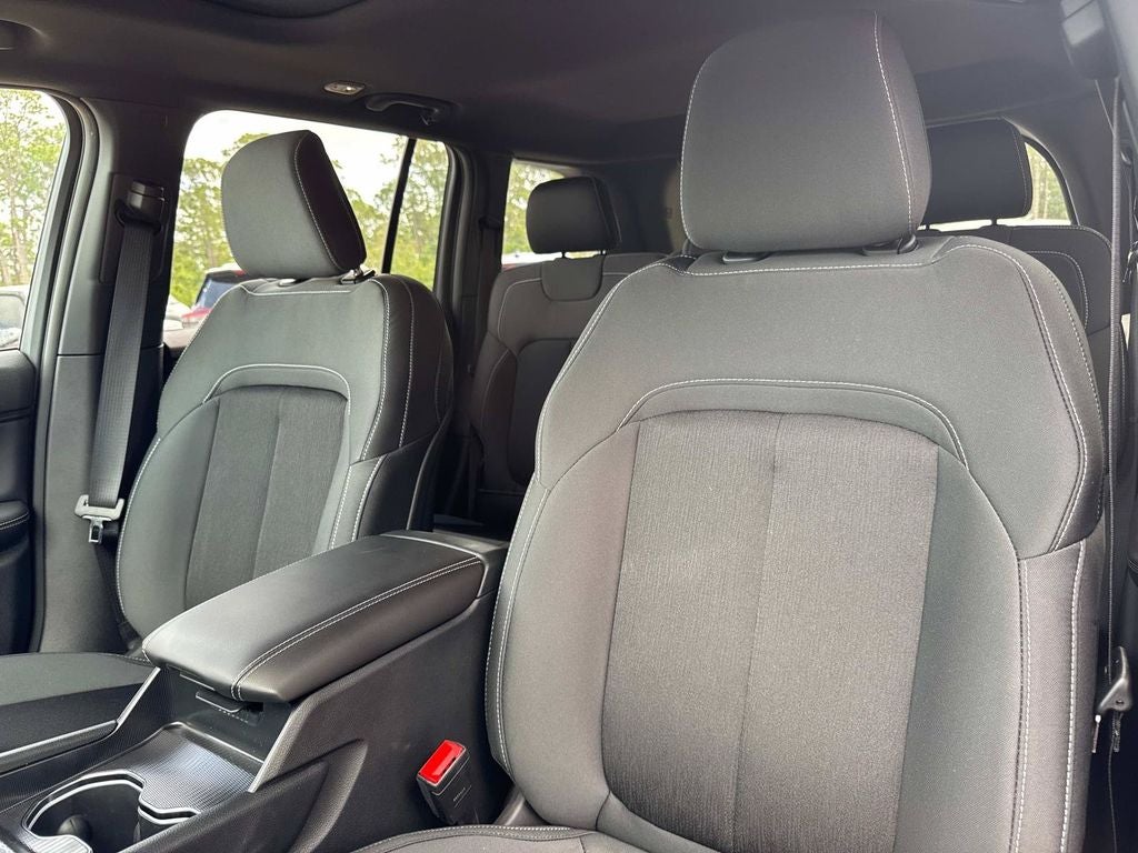 2026 Jeep Grand Cherokee Laredo X
