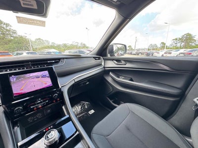 2026 Jeep Grand Cherokee Laredo X