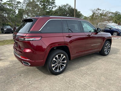 2024 Jeep Grand Cherokee Base