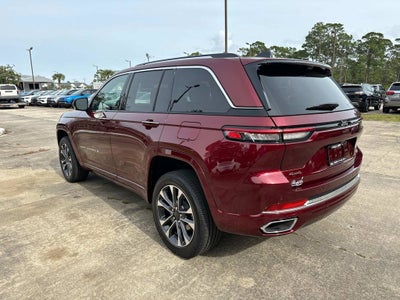 2024 Jeep Grand Cherokee Base
