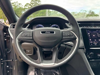 2026 Jeep Grand Cherokee Laredo