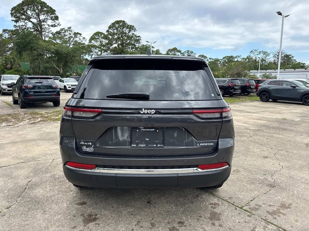 2026 Jeep Grand Cherokee Laredo