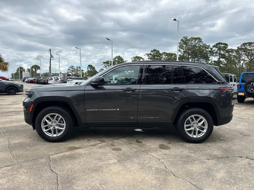 2026 Jeep Grand Cherokee Laredo