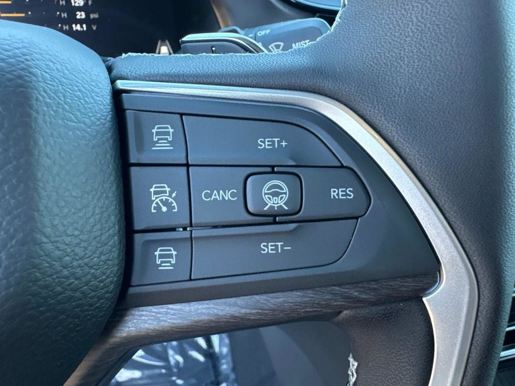 2026 Jeep Grand Cherokee Limited Reserve