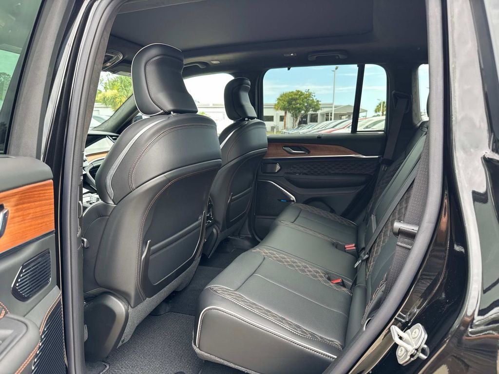 2026 Jeep Grand Cherokee Summit