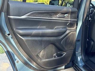 2027 Jeep Grand Cherokee L Limited