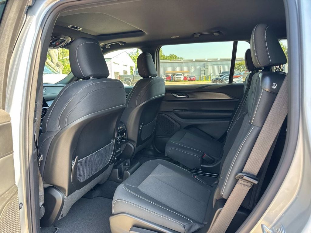 2026 Jeep Grand Cherokee L Laredo X