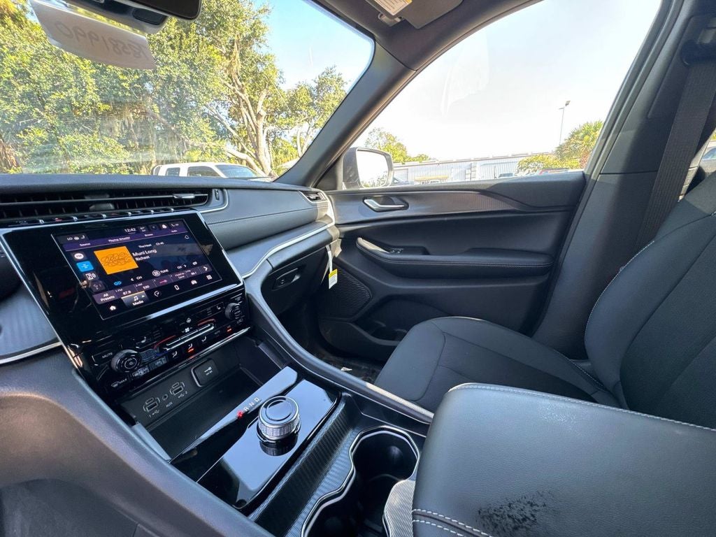2026 Jeep Grand Cherokee L Laredo X