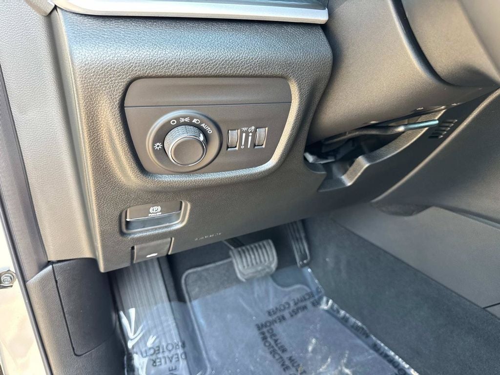 2026 Jeep Grand Cherokee L Laredo X