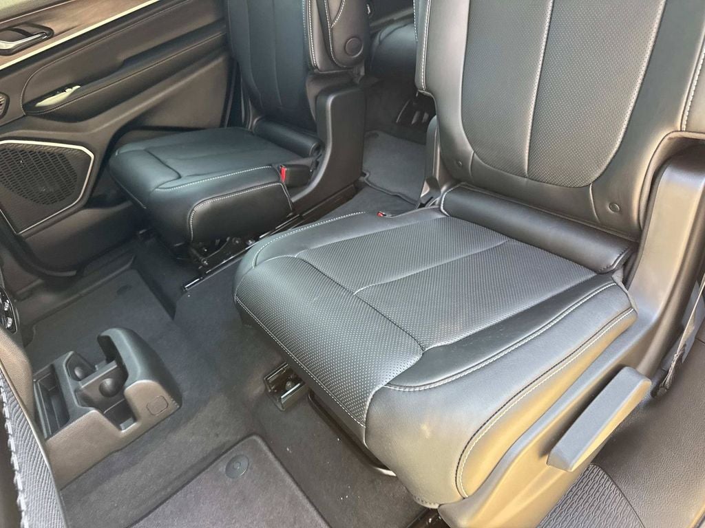 2026 Jeep Grand Cherokee L Limited Reserve