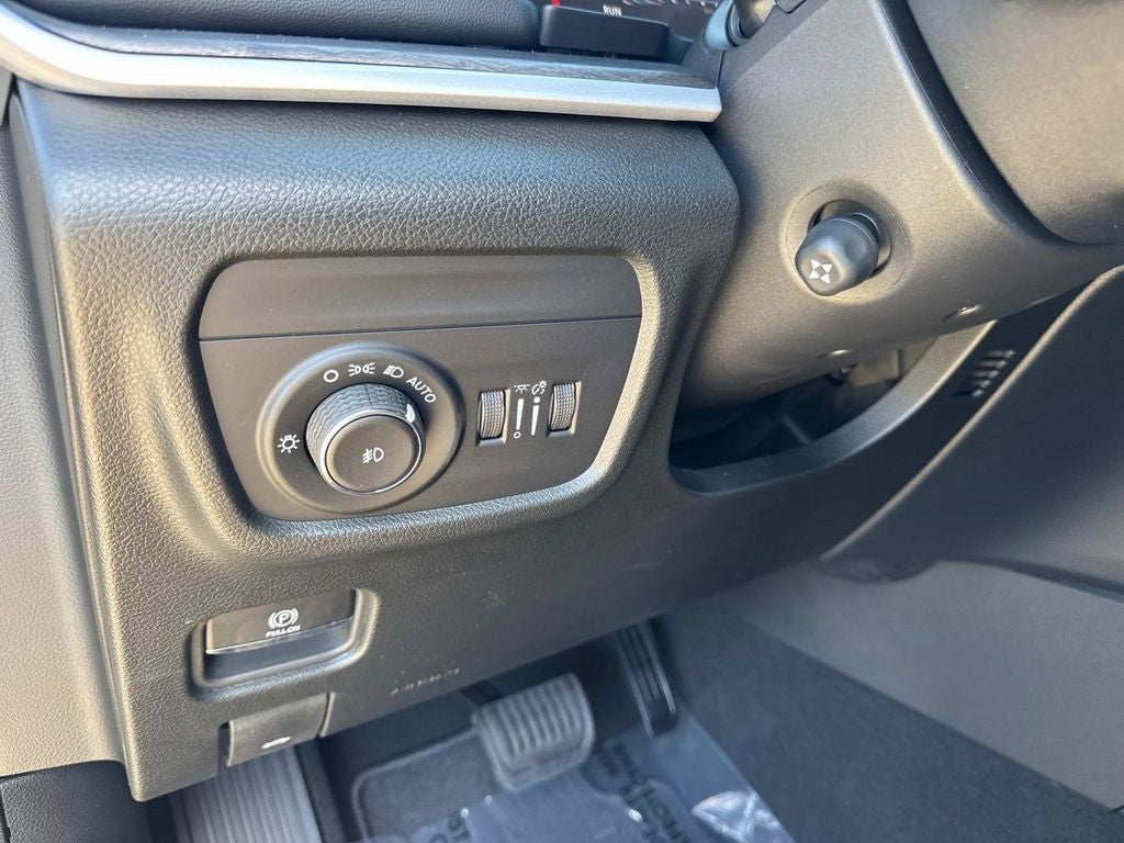 2026 Jeep Grand Cherokee L Limited Reserve