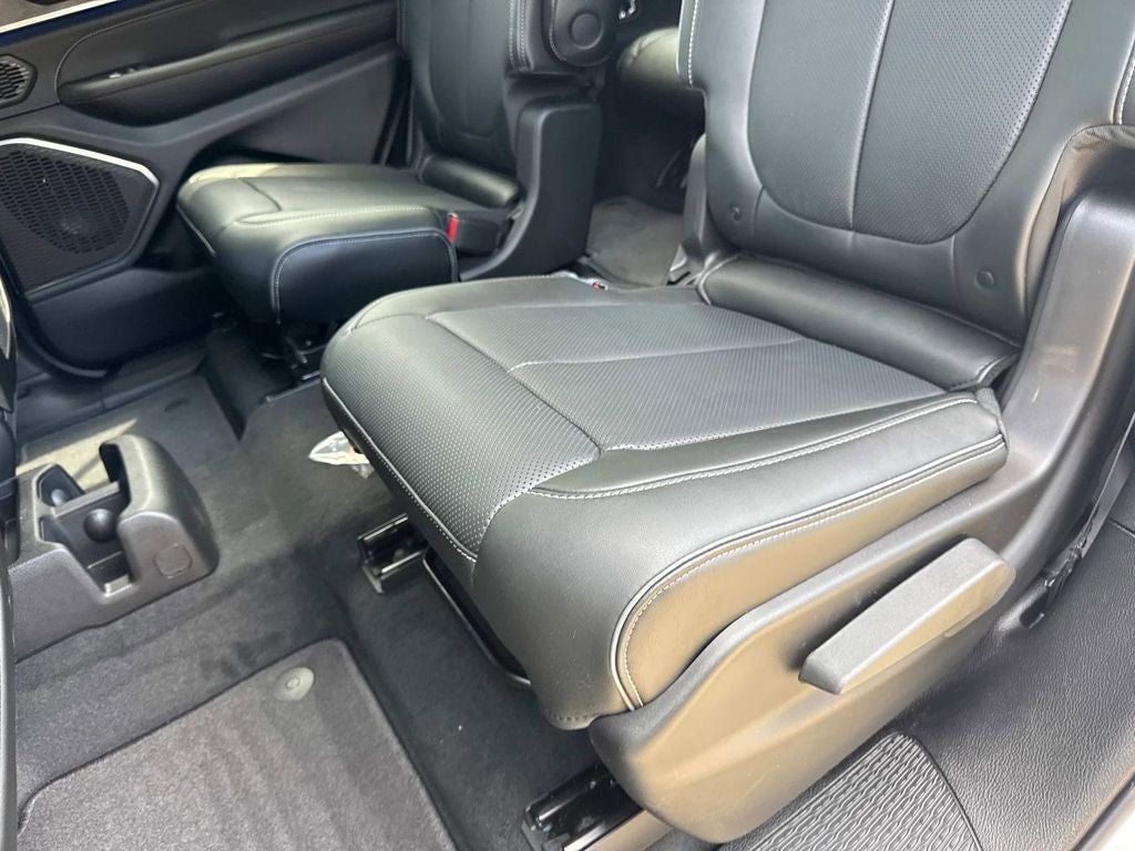 2025 Jeep Grand Cherokee L Overland