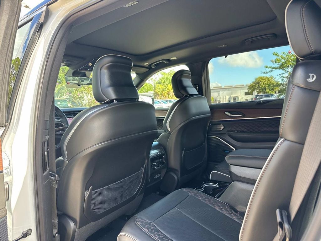 2025 Jeep Grand Cherokee L Summit