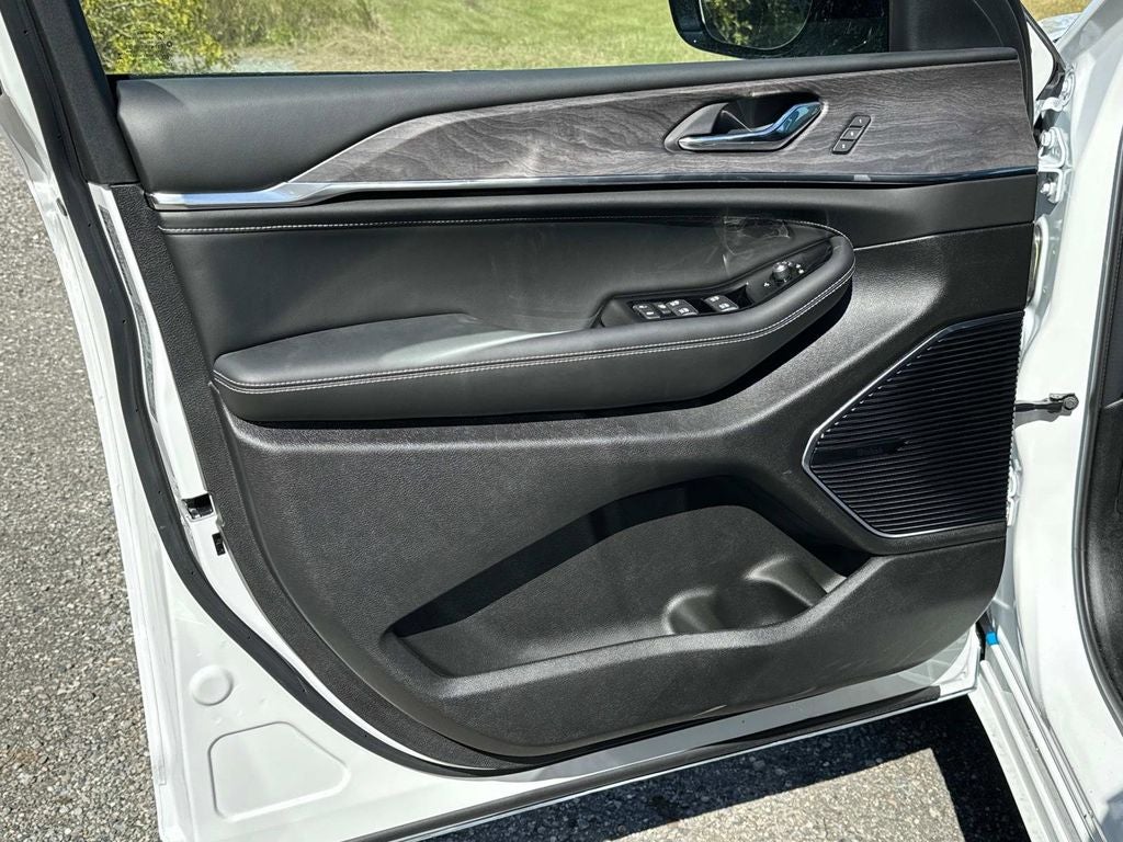 2024 Jeep Grand Cherokee Overland 4xe