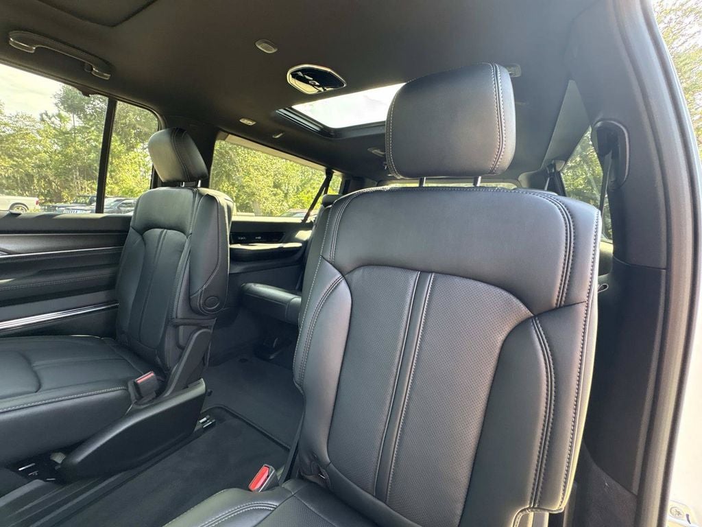 2026 Jeep Grand Wagoneer L Summit Obsidian