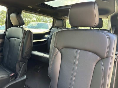 2026 Jeep Grand Wagoneer 4x2