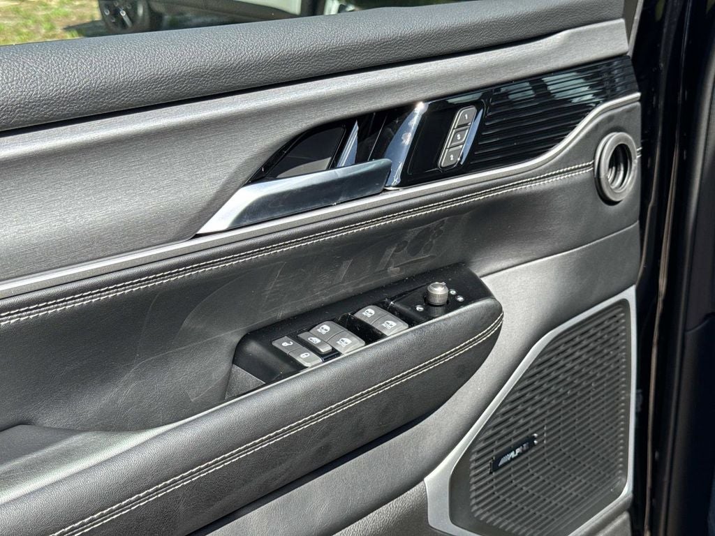 2026 Jeep Grand Wagoneer 4x2