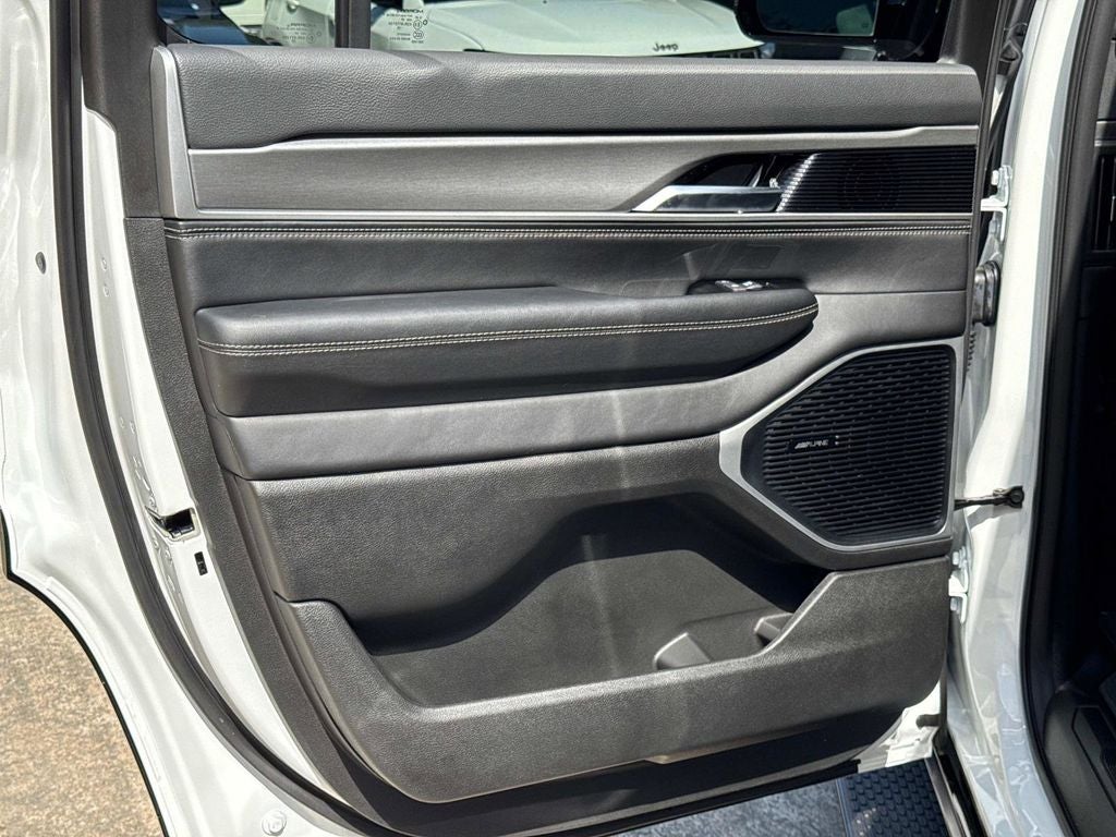 2026 Jeep Grand Wagoneer Upland