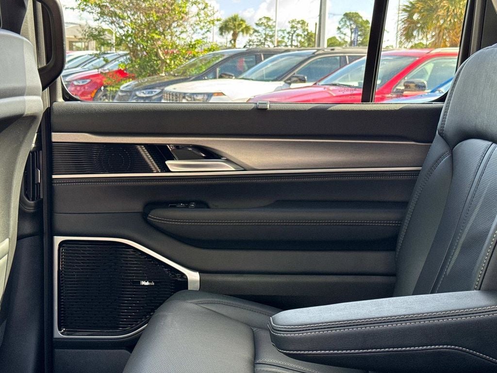 2026 Jeep Grand Wagoneer Limited Reserve