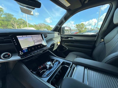 2026 Jeep Grand Wagoneer Limited Reserve
