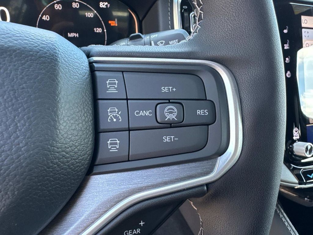 2026 Jeep Grand Wagoneer Limited Reserve