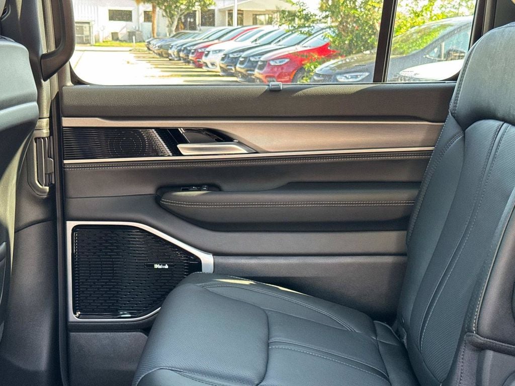 2026 Jeep Grand Wagoneer Limited Reserve