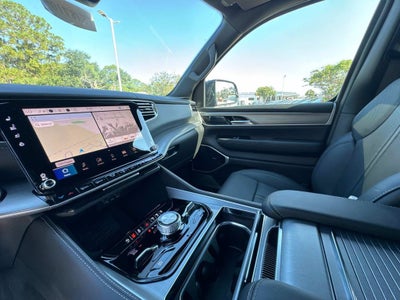 2026 Jeep Grand Wagoneer Limited Reserve