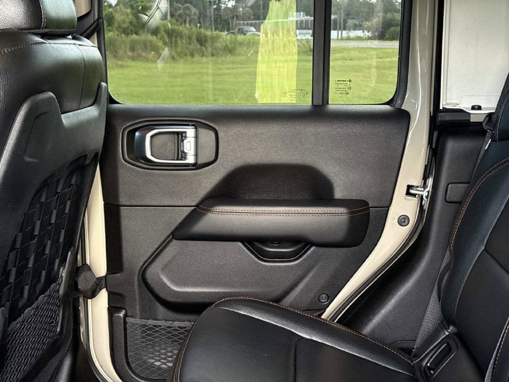 2022 Jeep Gladiator Mojave
